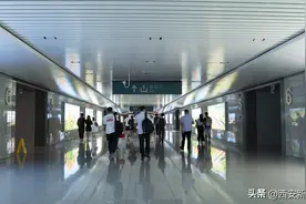 陕西铁路迎出行小高峰旅客最好提前1小时到站候车图片