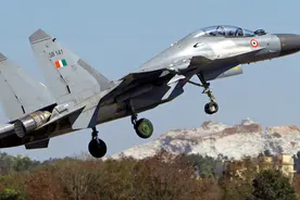 外网热议：中印两国空军谁更强？印度网友：我们能碾压他们！图片