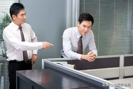 领导在提拔下属前，会出现这5种征兆，要把握好这难得的机会图片