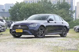 新车 | 44.82万元起，新款奔驰E级标轴运动版上市，最高涨0.44万元图片