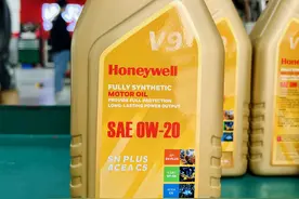 为什么日系车喜欢用低粘度机油？日系车用大众认证机油行不行？图片