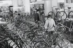 70年代一辆“凤凰牌”自行车160元，放到现在值多少钱呢？图片