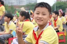 记江苏省南通市崇川小学三年级成长仪式图片