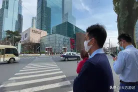 上海，生活在这里都挺有钱，女人也长得漂亮图片