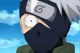 卡卡西真人比例手办，面部表情酷似活人，可惜脚部是败笔图片