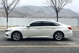 开惯了本田雅阁，再换雪铁龙凡尔赛，终于明白日系和法系车的差距图片