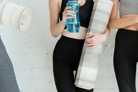 lululemon：收割蜜桃臀，围猎中产男图片