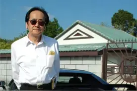 他20岁自学中医，针灸破全美难题，曾言"除了牙科，西医不必存在"图片