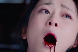 花式吐血，有人凄美惹人疼，有人尴尬像喷泉，这6位吐血也太美了图片