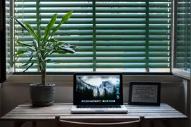 铁路职工的工资收入大揭秘：一个月万把块？图片