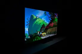 电视硬屏和软屏哪个好，要如何分辨？图片