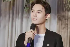 明星和助理关系能有多好？王凯给助理当证婚人，有些关系如同亲人图片