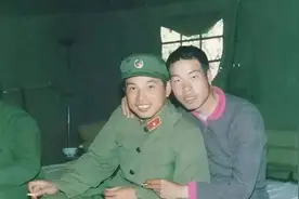 一级战斗英雄徐良，登上春晚舞台红遍全国，为何被关了一年禁闭？图片