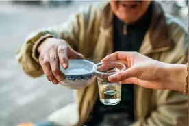 盘点3个大早上就喝酒的地方，看看“早酒”文化有你家乡吗？图片