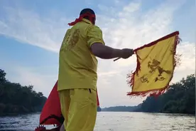桂林扒龙船的岁月江湖图片