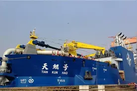 中国最大的挖泥船天鲲号，我们拿来造岛绝不出口，让越南眼红了图片