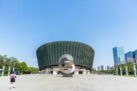 邯郸博物馆拥有两件镇馆之宝，一座比马踏飞燕还要早400年图片