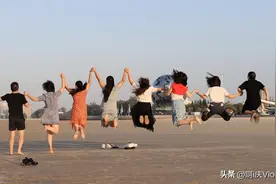 可怕的疫情，把曾经旅游业火爆的北海变成一座空城，各行业都难做图片