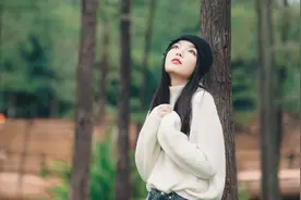 老公比我大20岁，很多人不理解，但婚姻是两个人的事，冷暖自知图片