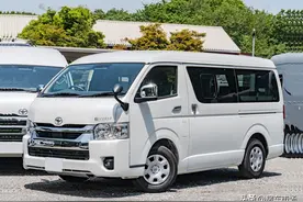 丰田海狮面包车改露营房车，布局如酒店标间，高2.1米停车方便图片