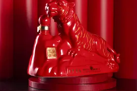 板城虎年生肖纪念酒「平步青云」限量销售，火爆预定图片