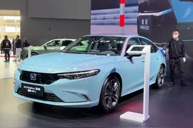 7.7万不香了？销量暴跌5-10倍，丰田本田大众多台轿车，连续下滑图片