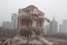 日本人是如何拆楼的？全程没有噪音和粉尘，为什么其他国家学不来图片