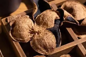 坚持用陈皮泡水喝，身体会收获什么好处？劝告：5类人不能跟风吃图片