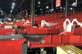 山西顺丰为“救急”快件开“绿色通道”，多为急需的药品、文件类图片