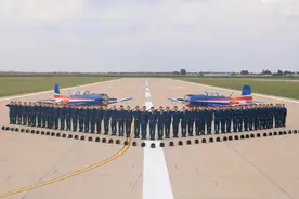 @全省应届初中毕业男生：2023年度河南省空军青少年航空学校招生简章发布图片