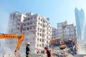 预制板楼房都成危房？旧改政策实施，预制板楼房还会被拆除吗？图片