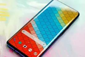 一文了解直屏曲屏优缺点，换屏太贵舍不得？护屏计划3.0可5折换新图片