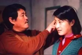 被赵本山捧红，拒上春晚，嫁给于洋，“玉芬”王雅捷比你想的聪明图片