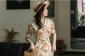 今年夏天这条裙子火了，叫“瘦瘦裙”，显瘦显高又气质图片