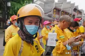 外卖小哥，每天工作16个小时送65单只赚200元，为了养老婆孩子呀图片