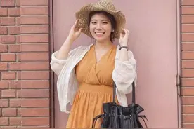 胖子果然都是潜力股，被这位140斤博主圈粉，显瘦穿搭美成模板图片