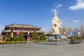 孙武结识伍子胥：被迫弃齐国远走吴国（今江苏），与伍子胥相识成知己图片