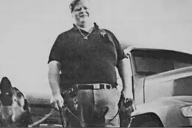 1998年，美国温顺杂交犬深夜将女主人折磨致死，侦探挖掘心酸真相图片