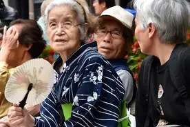 50万日本老人涌入中国，掀起康养新风潮！图片