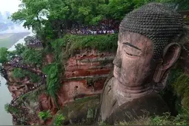 乐山大佛现真身以及连续高温预警在告诉我们什么？图片