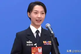 巾帼不让须眉，看看全国人大代表中的女军官都有谁？图片
