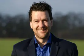 男人的“两颗蛋”切除了，身体或会发生4个变化，有你知道的吗？图片