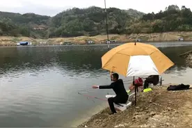 好心把钓到的鱼送人，不料惹祸上身反成被告！结局让钓鱼人深思图片