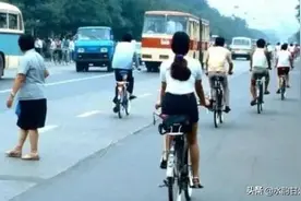 改革开放看变化—从“穿得暖”到“穿名牌”图片