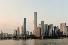 165万在校大学生！中国高校第一城诞生图片