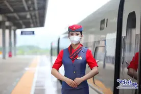 乘务员小姐姐每天都在忙什么？图片