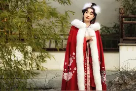 古装美女.园林（天津，问津园）图片