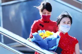 高考旗袍秀图片