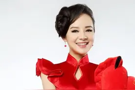 盲人歌手刘赛：军人丈夫愿意捐献眼睛，结婚七年却不敢生育图片