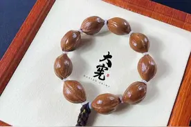 正宗梅林铁核盘玩方法 有多少喜欢素核的图片